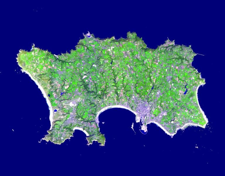 carte lumineuse de lile de jersey vue aerienne