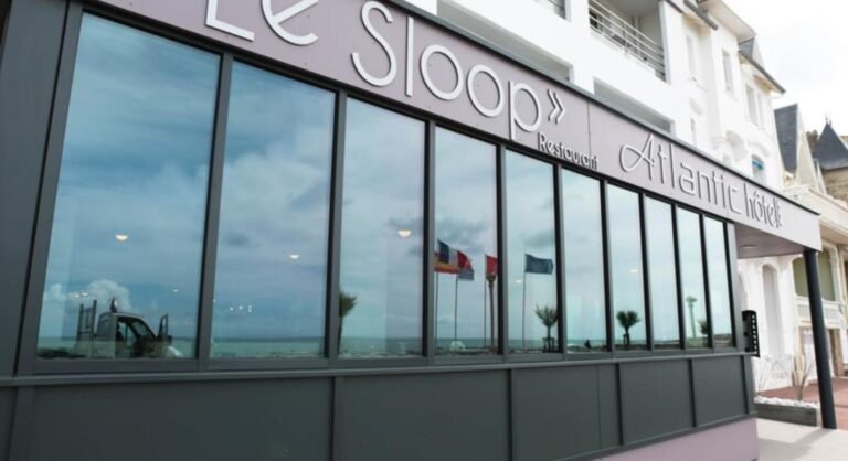 facade chaleureuse du restaurant le sloop