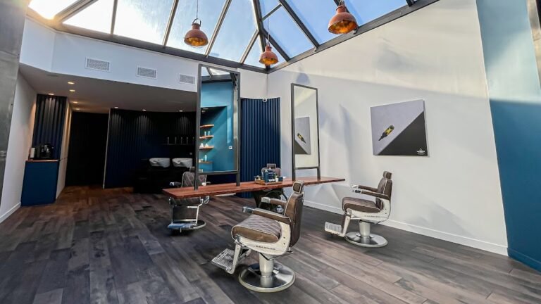 Qui Sont Les Hommes D&rsquo;abord À Saint Genis Laval Et Que Font-Ils